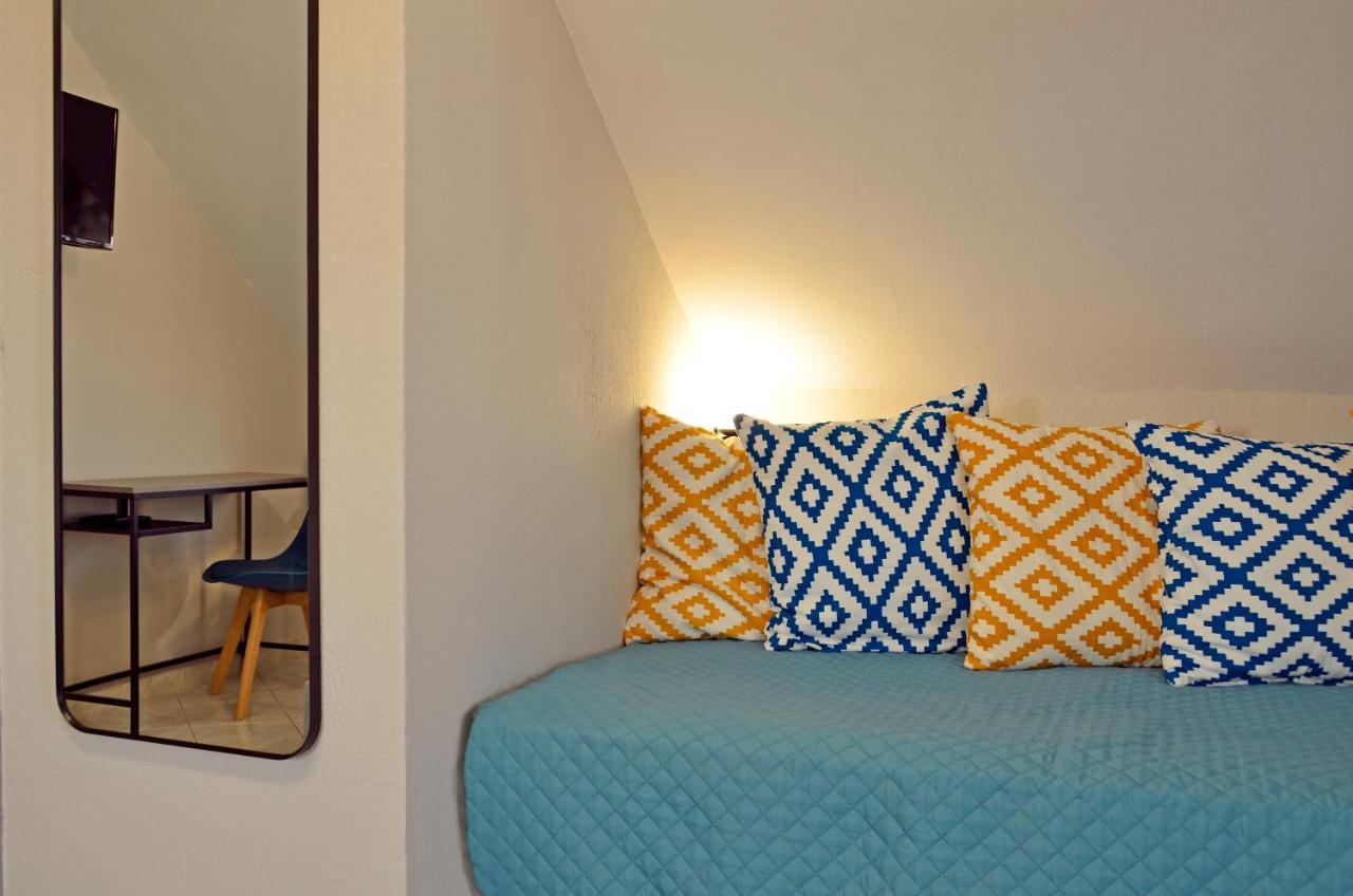 Joya Ofrynio Stylish Suites Ofrínio Kültér fotó
